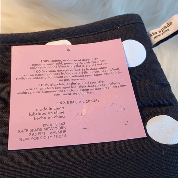 Kate Spade Black & white polka dot Oven Mitts NWT - Picture 5 of 8